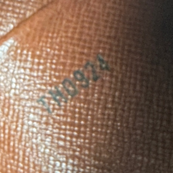 LOUIS VUITTON Monogram Sac Weekend MM - Picture 11 of 14